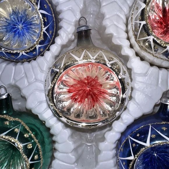 Sold‎ - Picture 5 of 8